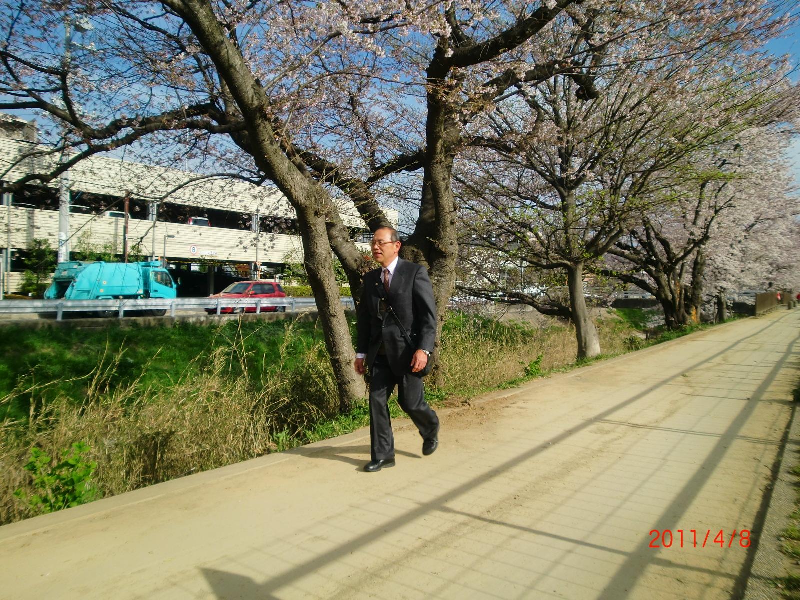 ����7�����A�V���ˉw����k���ˉw�܂ō����؂�����ďo�΂��Ă��܂��B